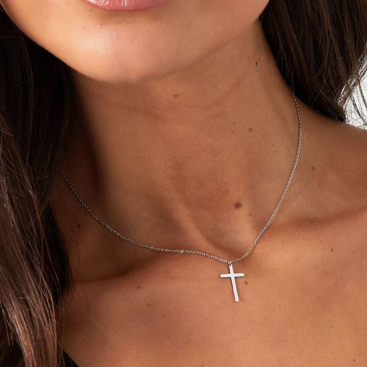 CreEZions RVS ketting met kruis bedel