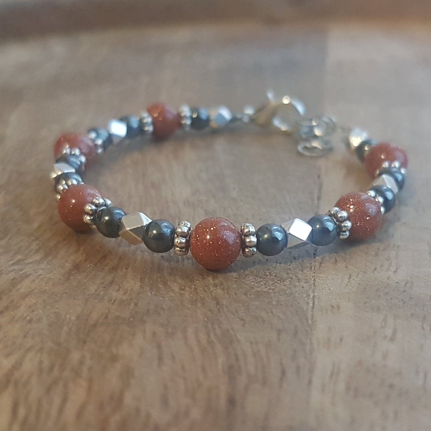 CreEZions kinderarmbandje met Goudsteen