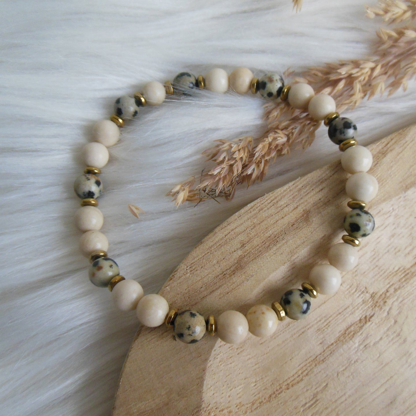 Kralenarmband met Dalmatiër Jaspis en Riverstone