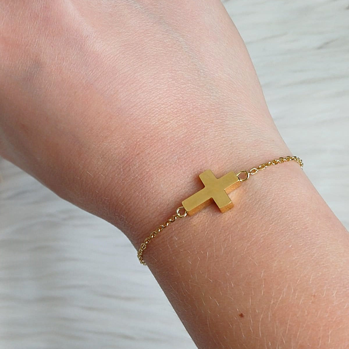 RVS armband met kruisje