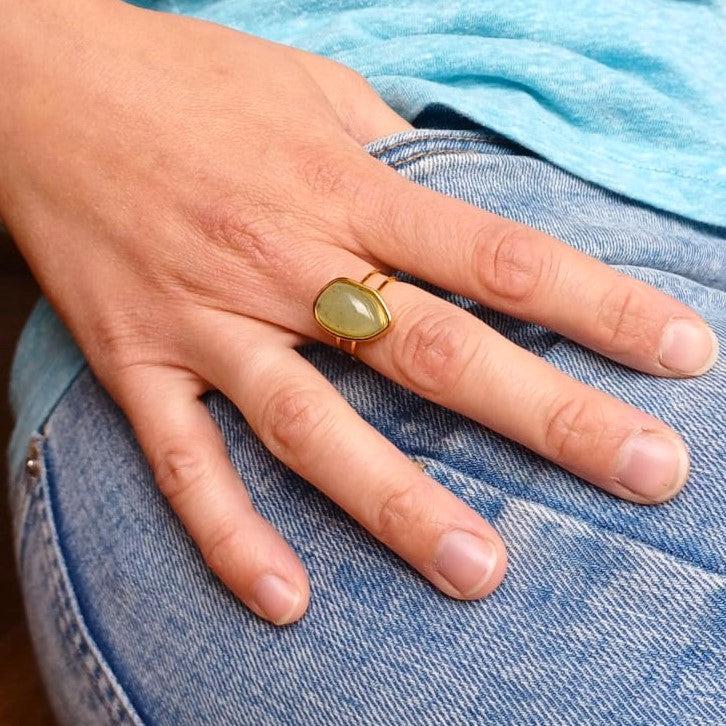CreEZions RVS ring met grote steen