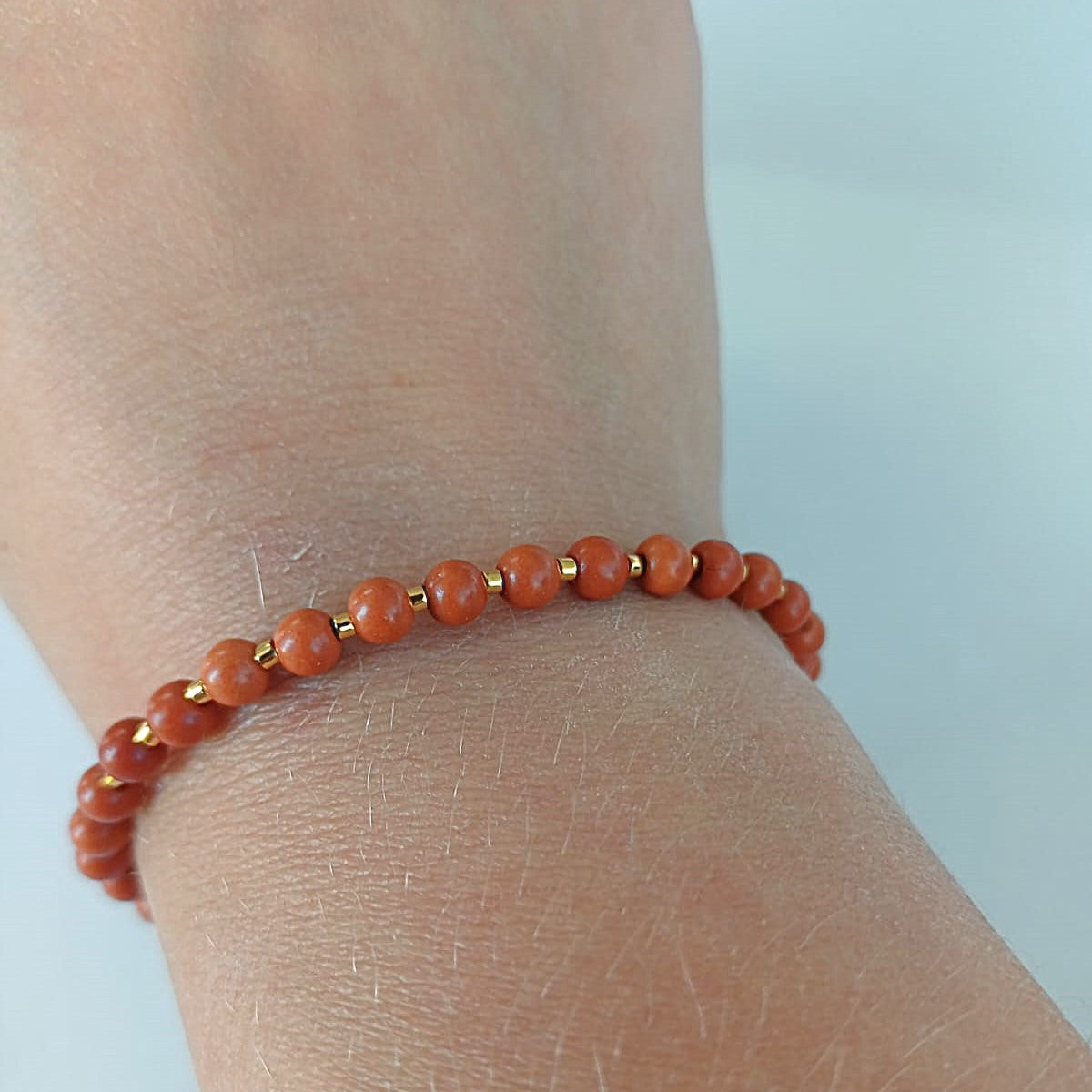 Kralenarmband met Sunstone