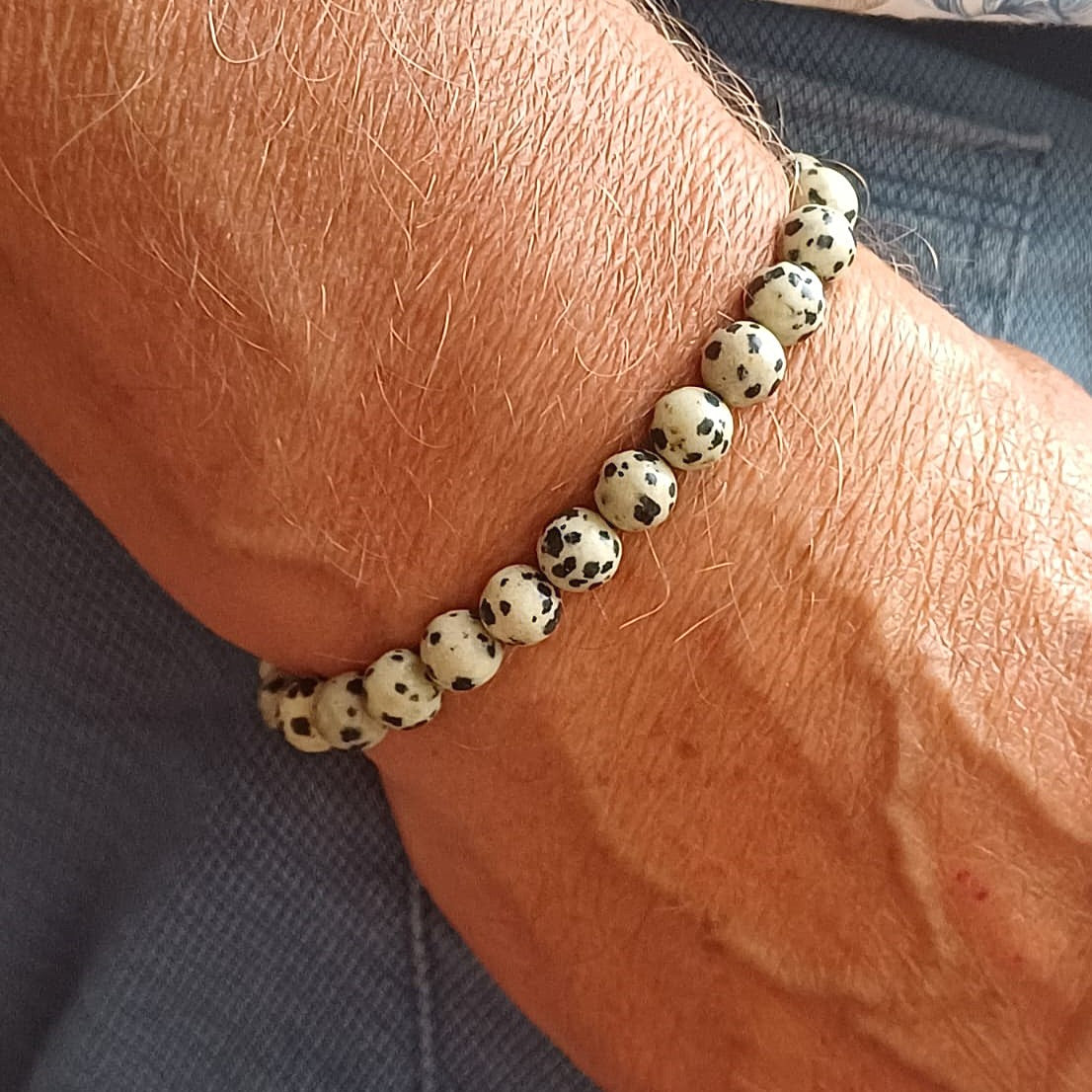 CreEZions herenarmband met zwart witte Dalmatiër Jaspis kralen