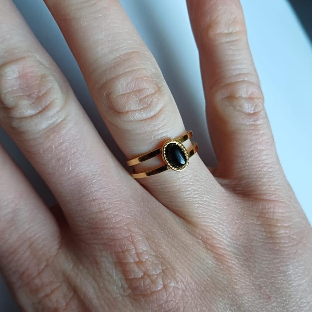 RVS ring met natuursteen zwart