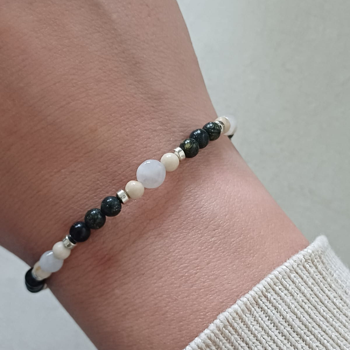 Kralenarmband met Maansteen en Mosagaat