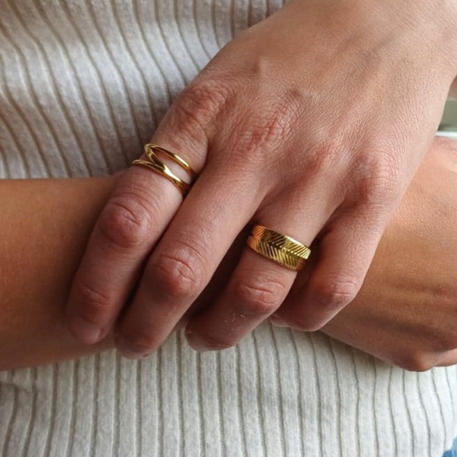 CreEZions RVS ring veer