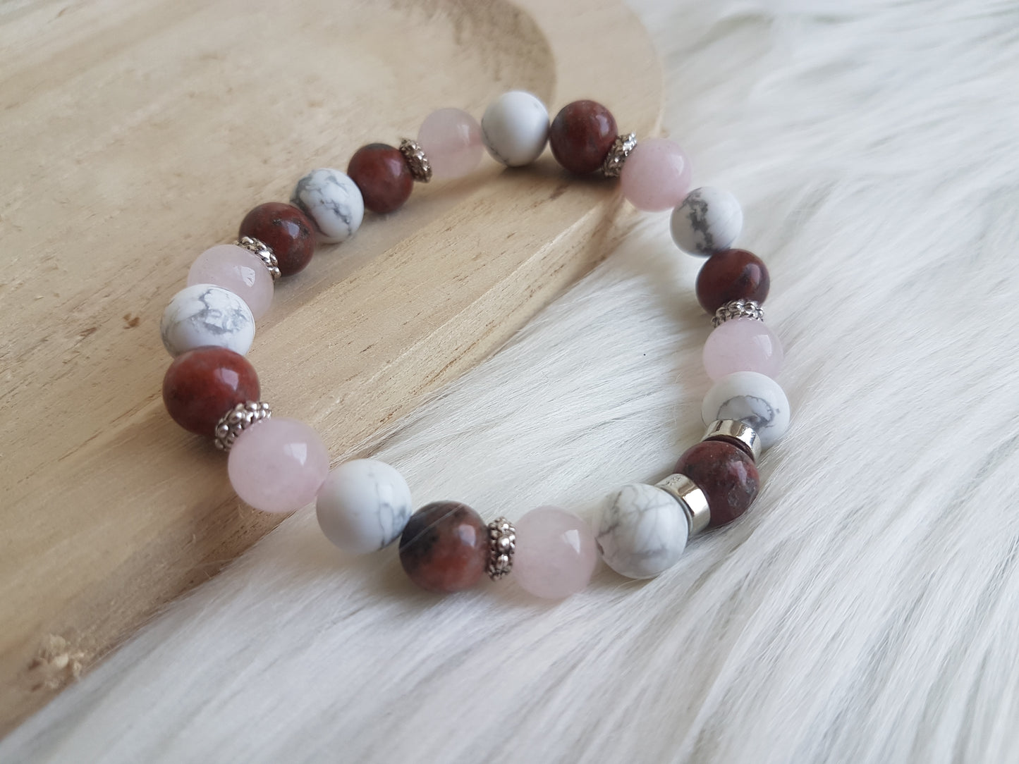 Beaded bracelet with Quartz and Jasper