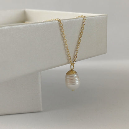 Ketting met bedel van zoetwaterparel