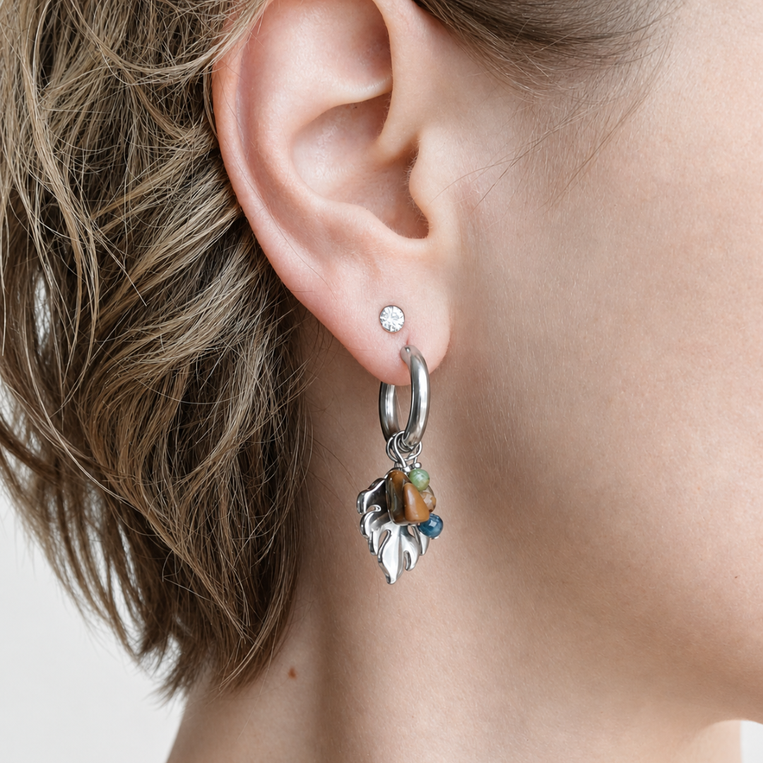 Zilverkleurige Mix & Match oorbellen met chrysocolla en tijgeroog