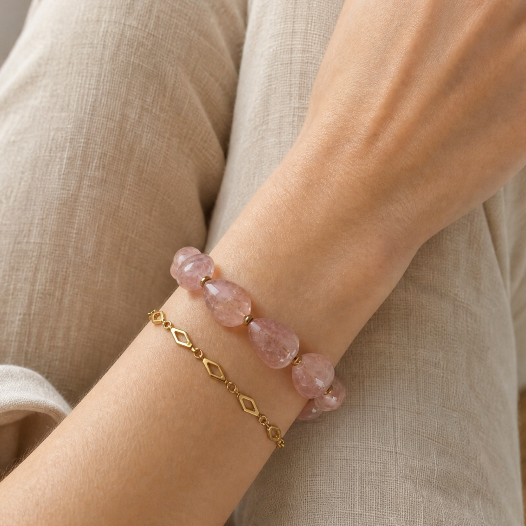 Elegante armband van aardbeienkwarts