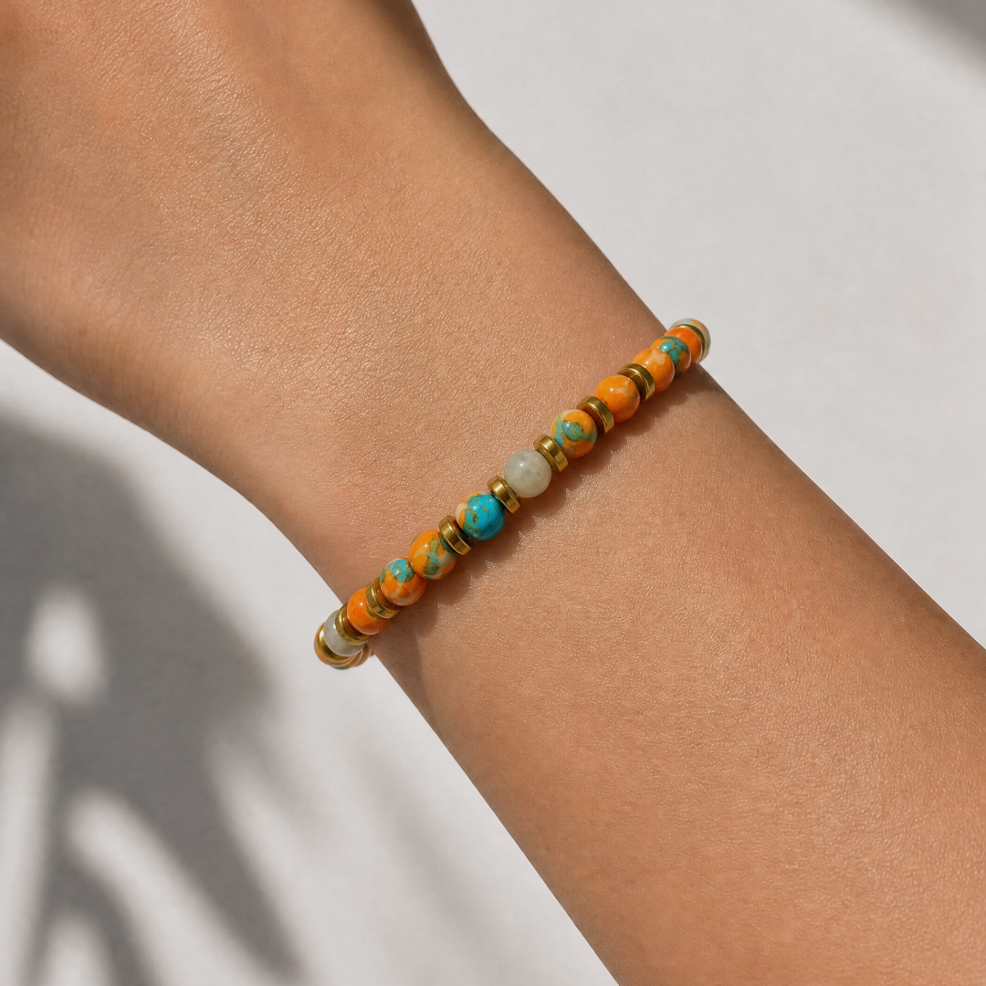 Armband met blauwe chalcedoon en oranje-blauwe turquoise