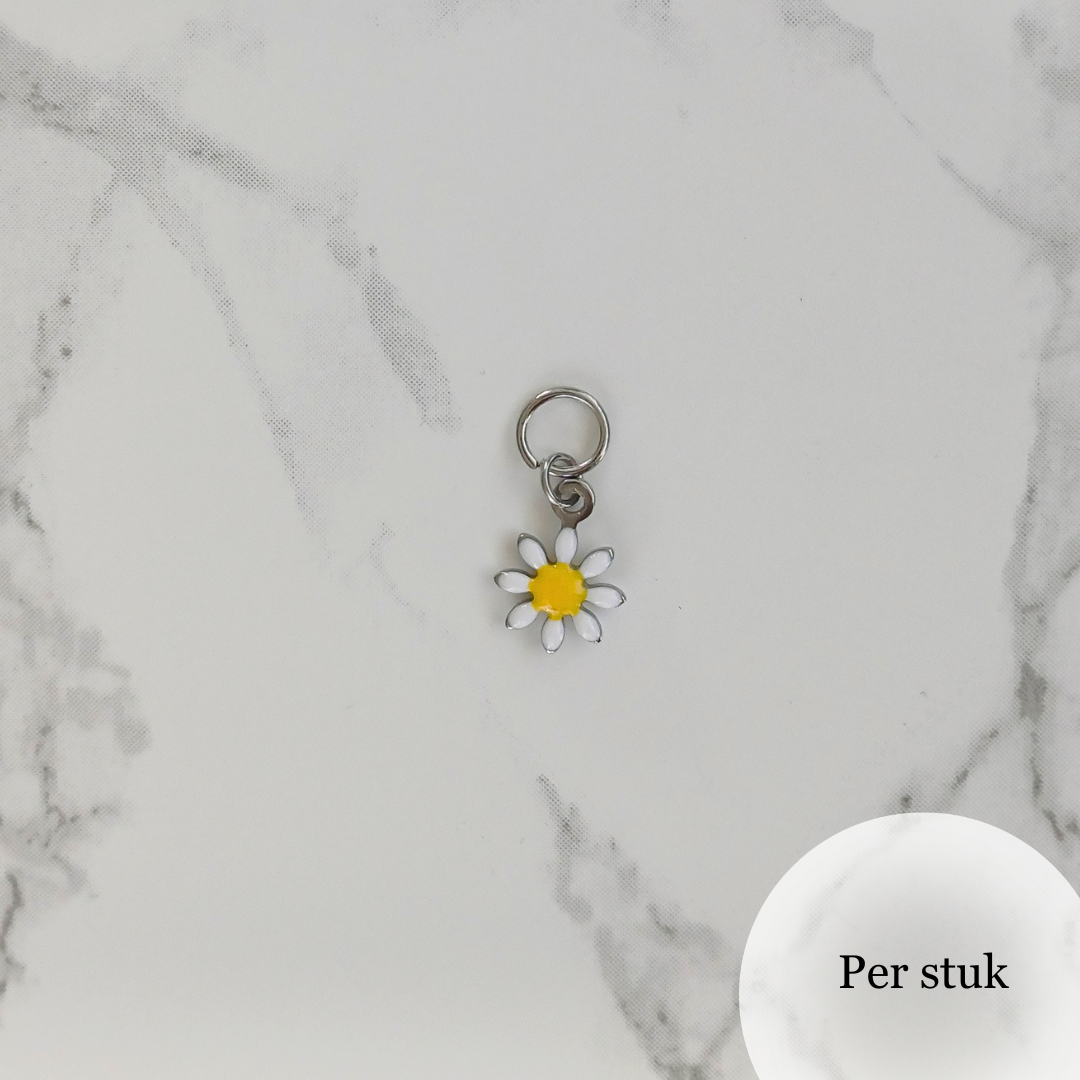 Mix & match oorbel bedel gekleurd bloemetje zilverkleur