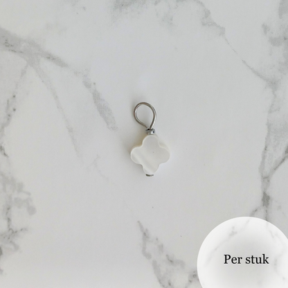 Mix & match bedel met schelp klavertje zilverkleur