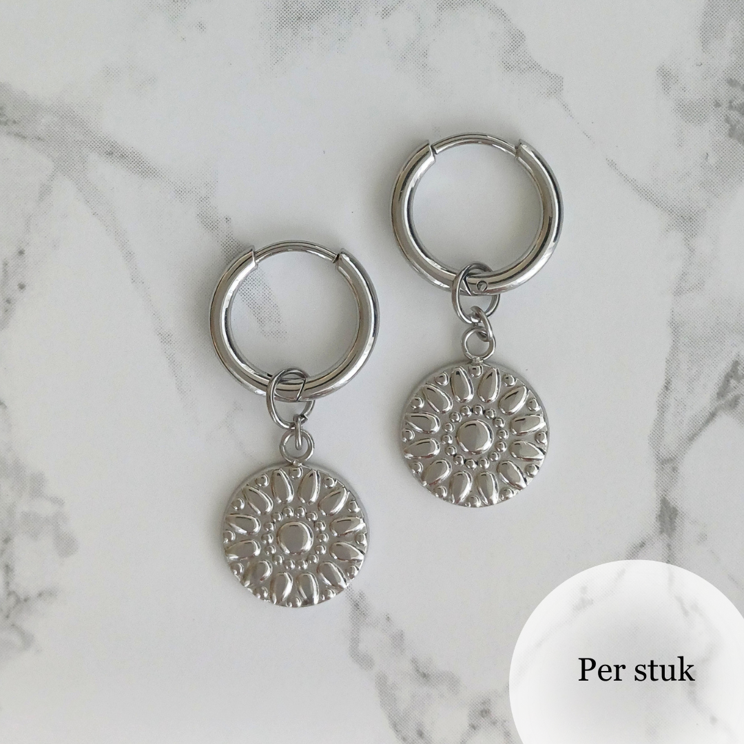 Mix & match oorbel bedel met bloempatroon zilverkleur