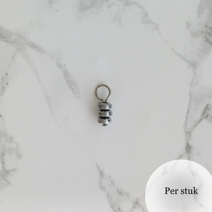 Mix & match bedel met stijlvolle hematietkraaltjes zilverkleur