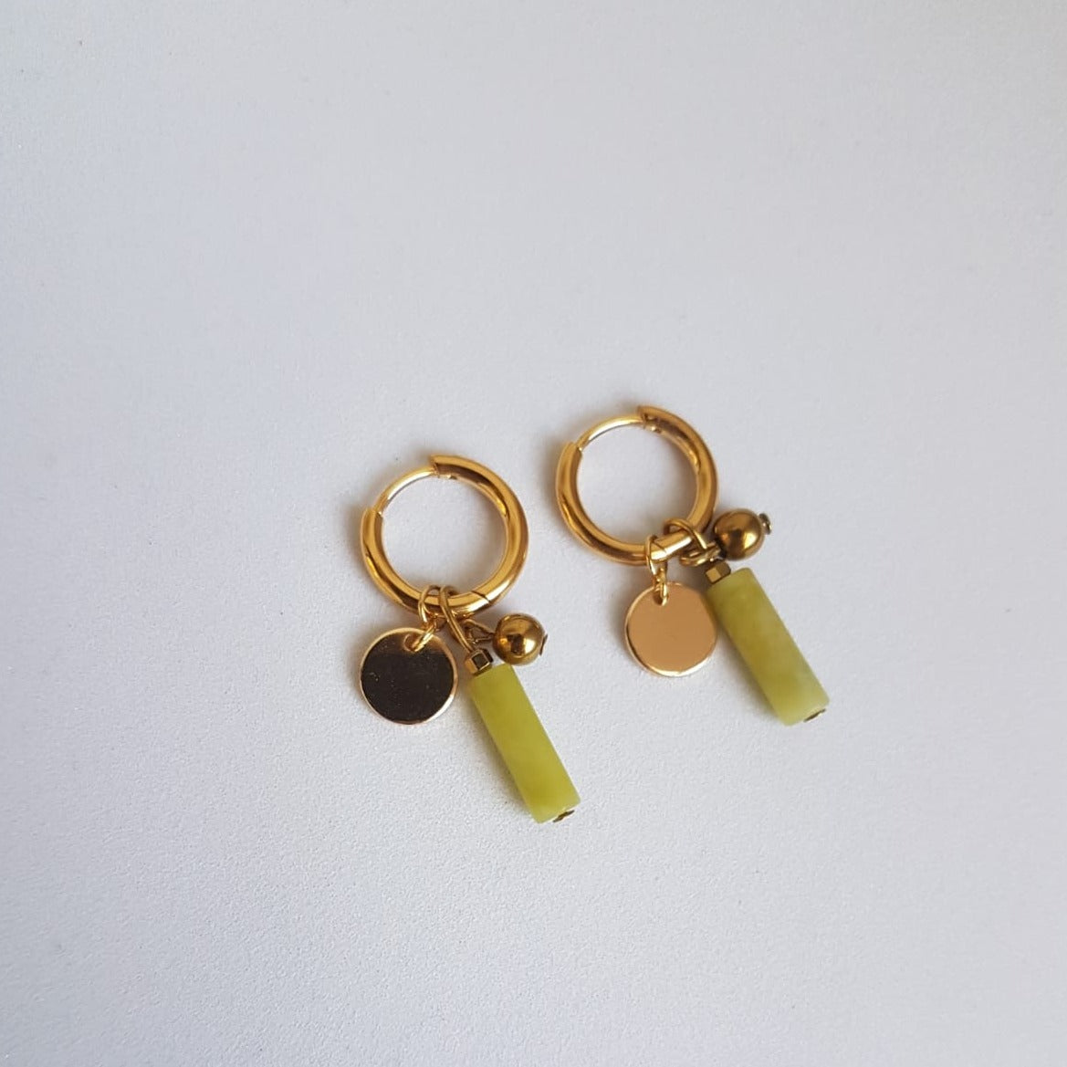 Earrings with Taiwanese Jade and gold plated disc