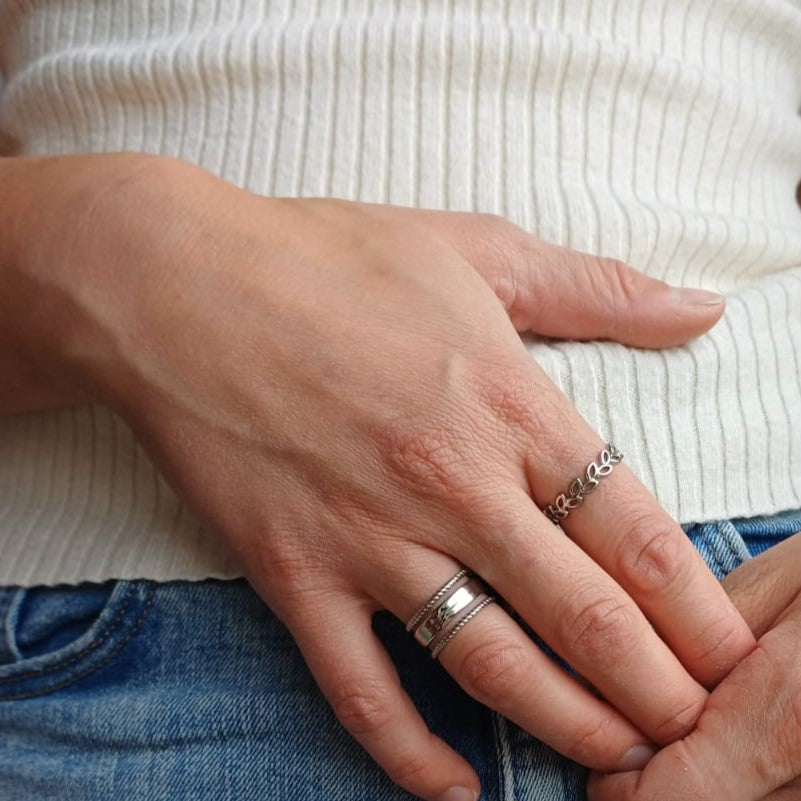 CreEZions RVS ring met blaadjes
