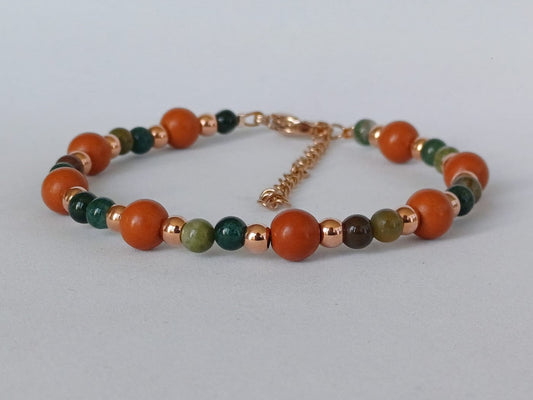 Kralenarmband met herfstkleuren
