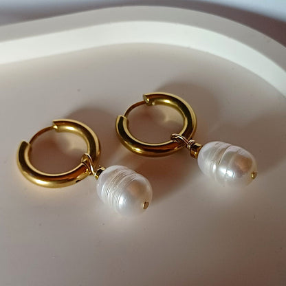 Oorbellen met grote zoetwaterparels