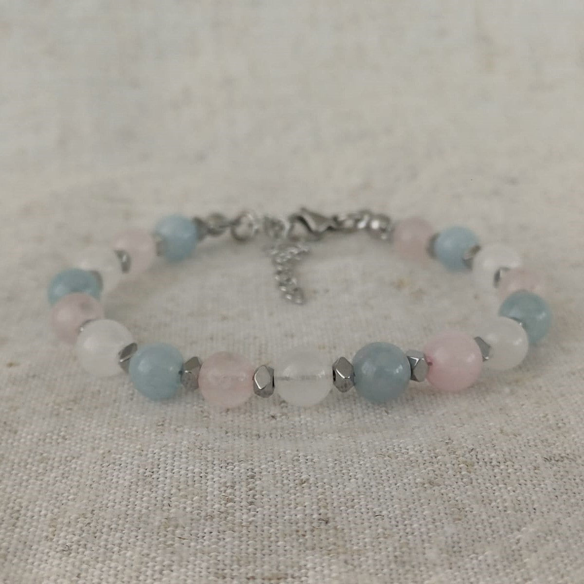RVS armband met rozenkwarts, witte kwarts & blauwe kwarts – zachte harmonie