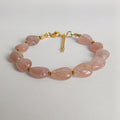 Elegante armband van aardbeienkwarts