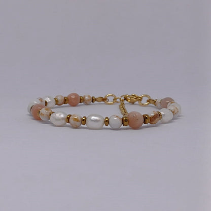 Armband met Zonnesteen, schelpkralen en zoetwaterparels