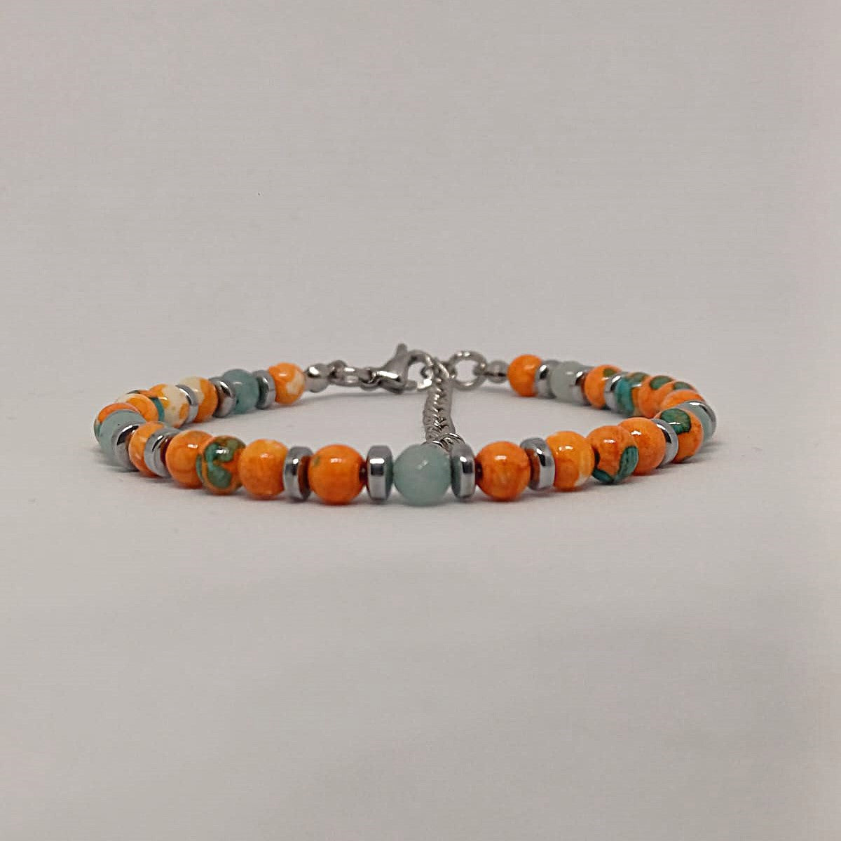 Armband met blauwe chalcedoon en oranje-blauwe turquoise