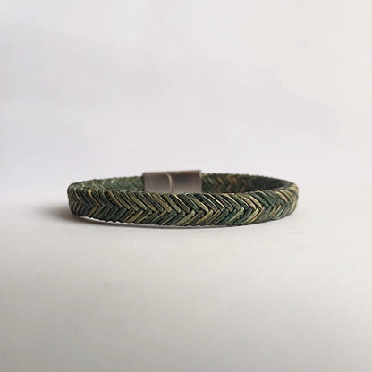 Fijn gevlochten groene leren heren armband
